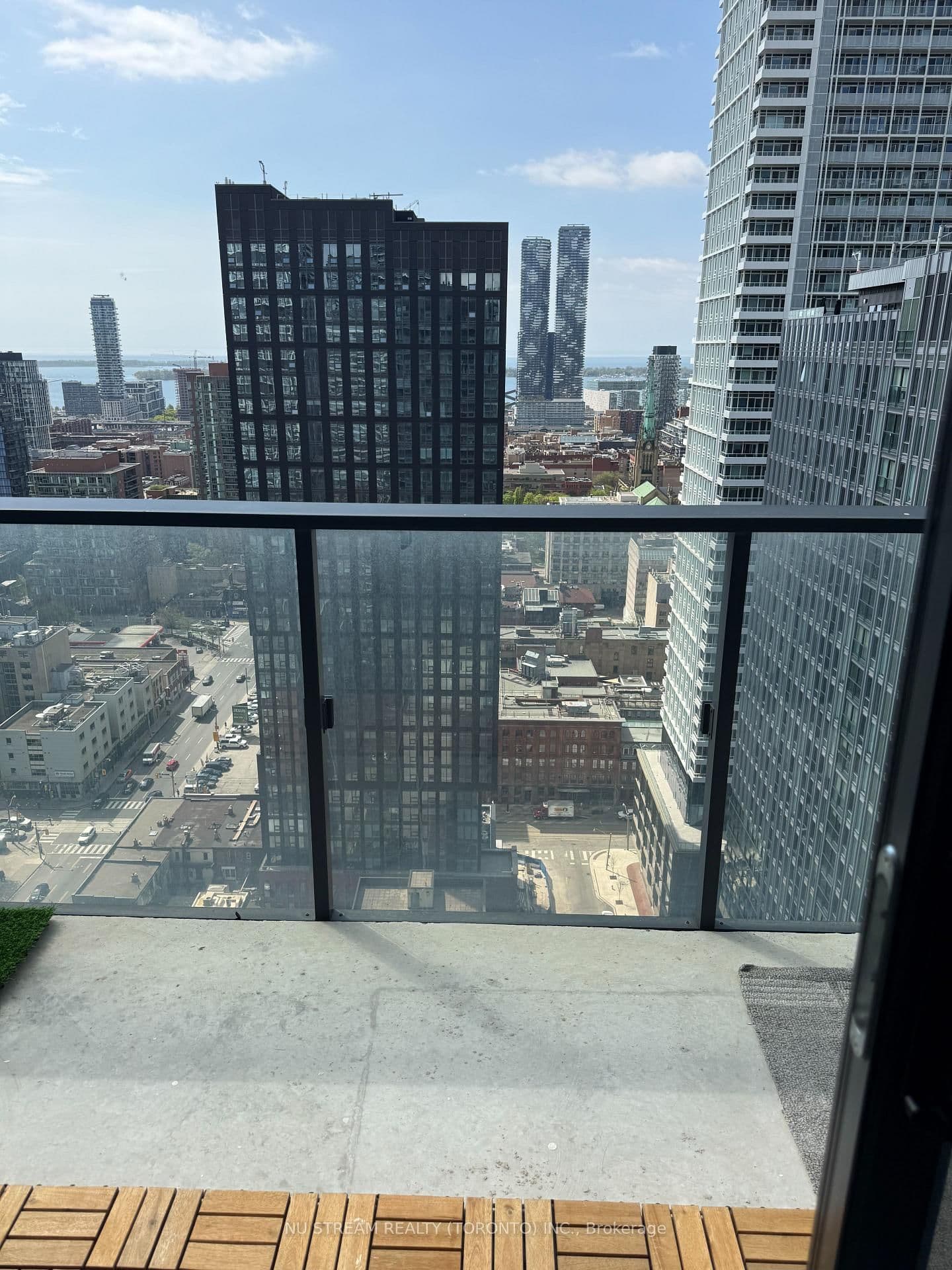 47 Mutual Street, Unit 3002