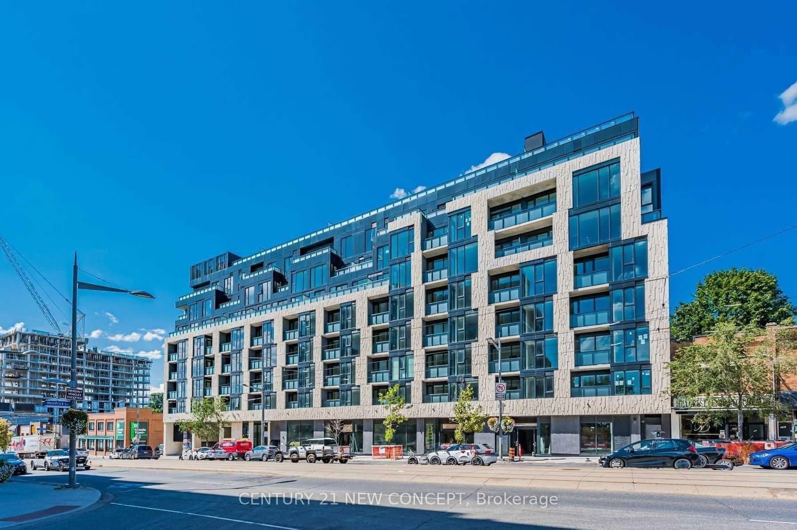 #409 - 840 St Clair Avenue W