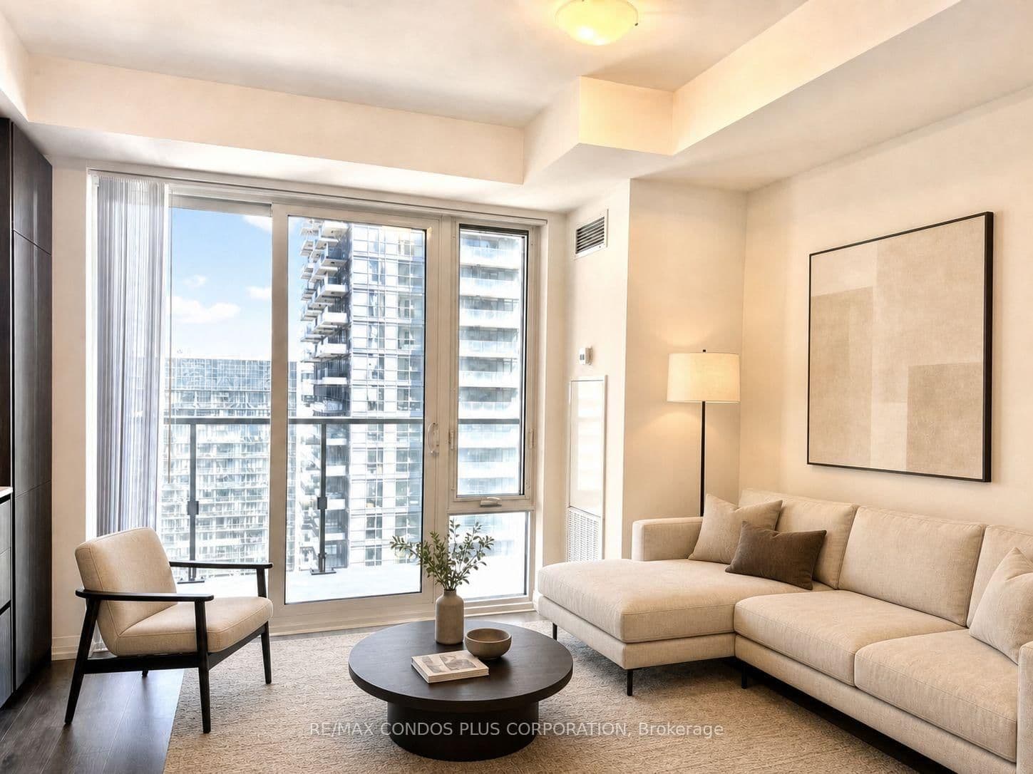 28 Widmer Street, Unit 3126