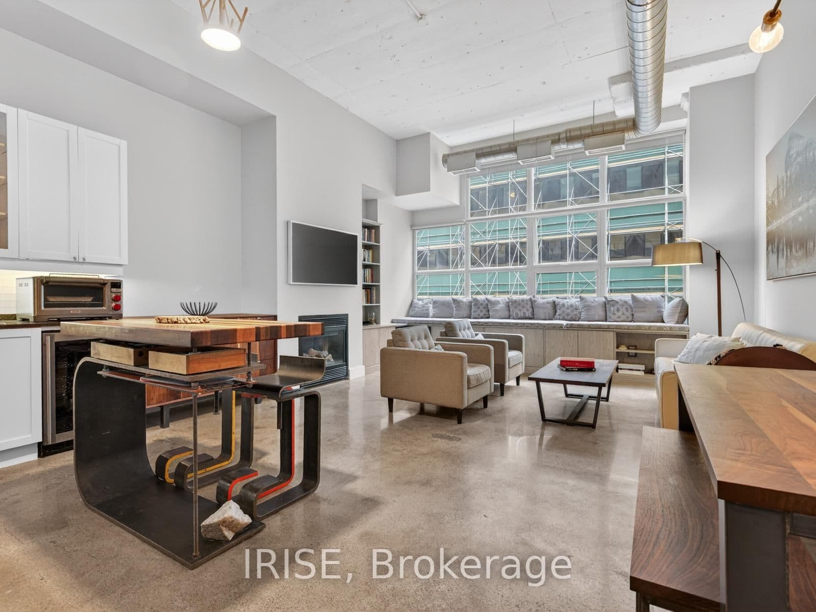 #430 - 155 Dalhousie Street