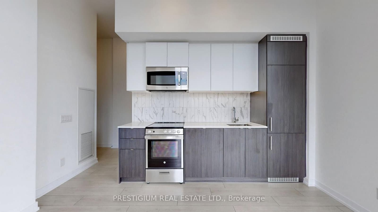 500 Dupont Street, Unit 208
