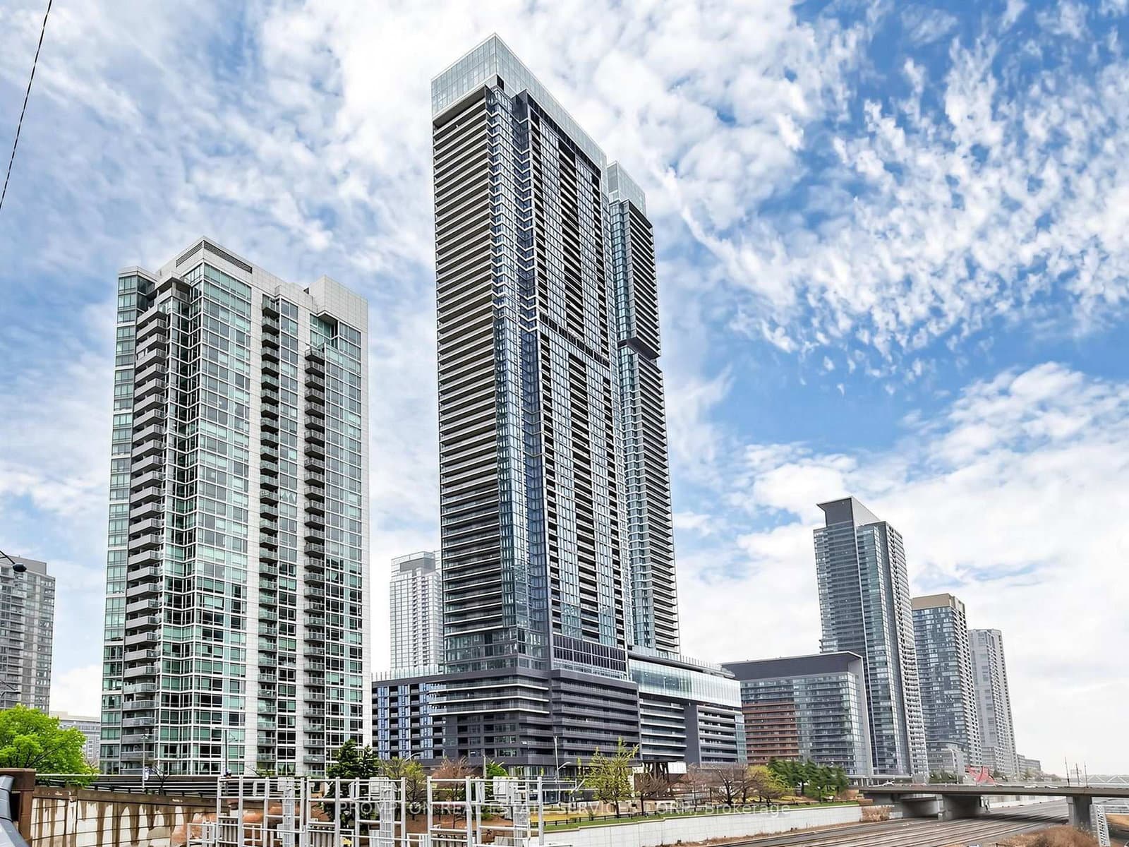 1 Concord Cityplace Way, Unit 2808