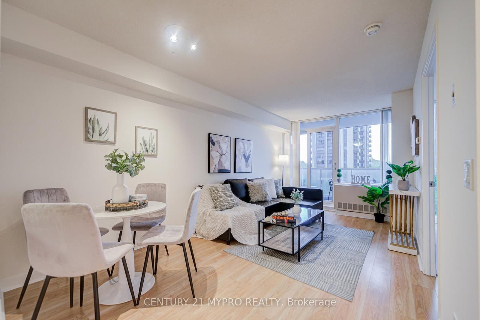 #705 - 4968 Yonge Street
