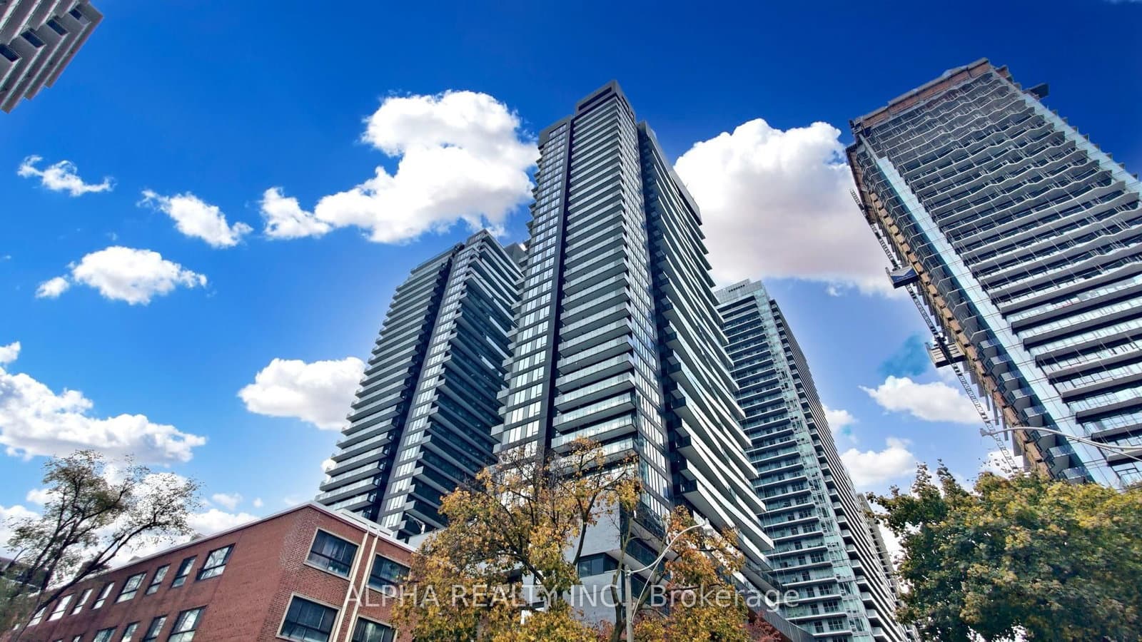 117 Broadway Avenue, Unit 515