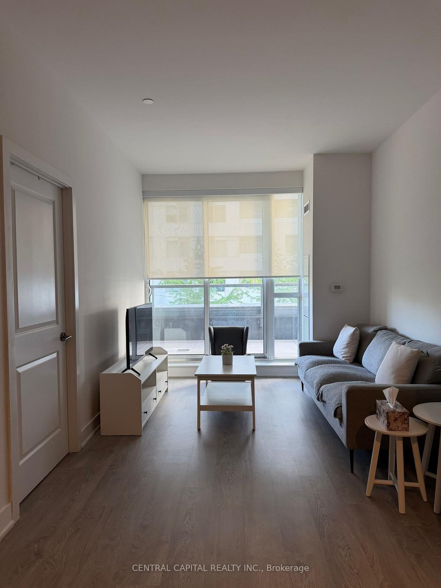 #206 - 11 Lillian Street