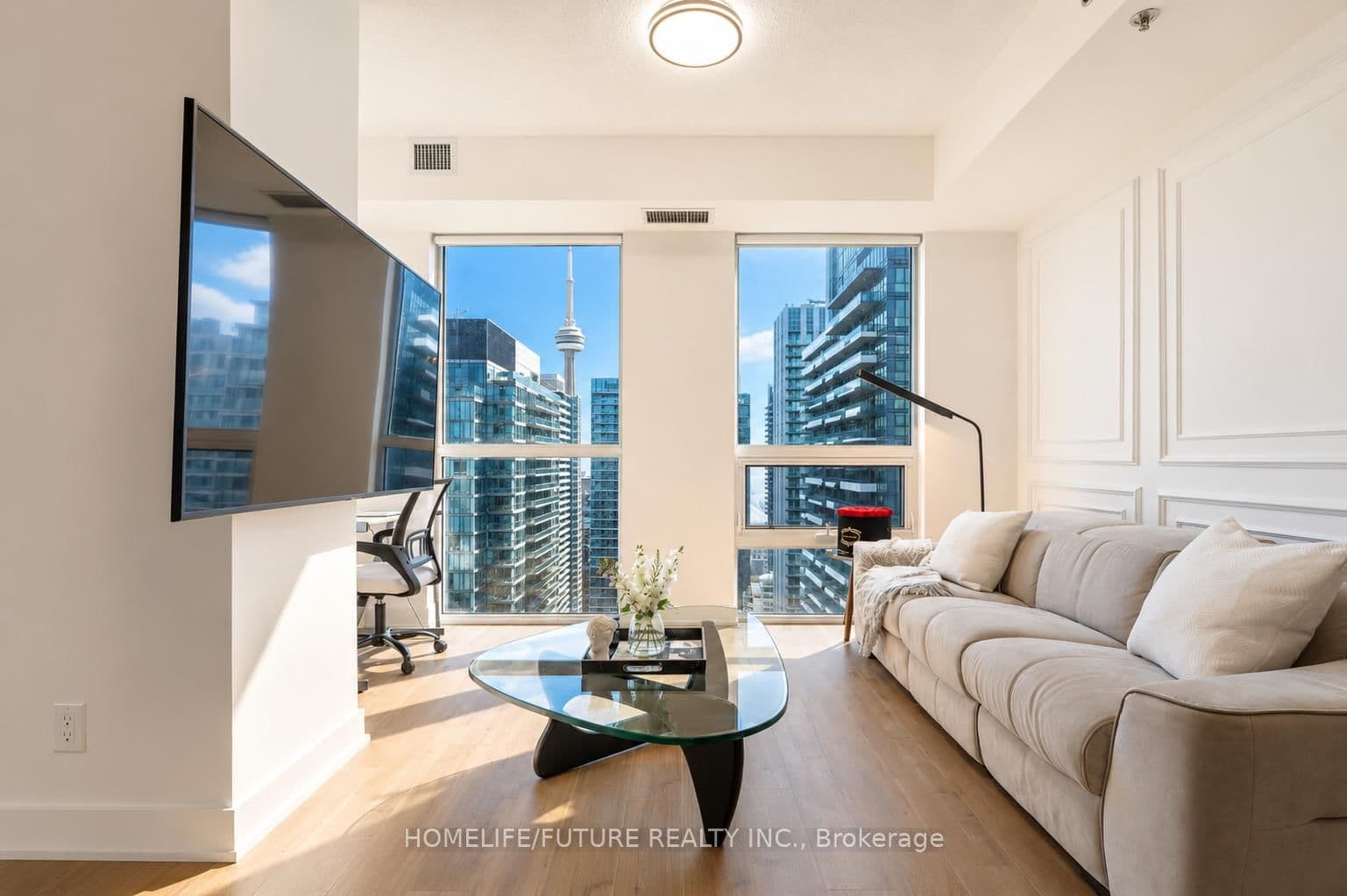 #3805 - 318 Richmond Street W