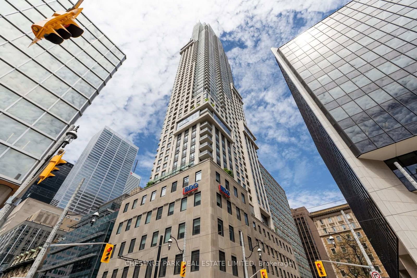 88 Scott Street, Unit 2509