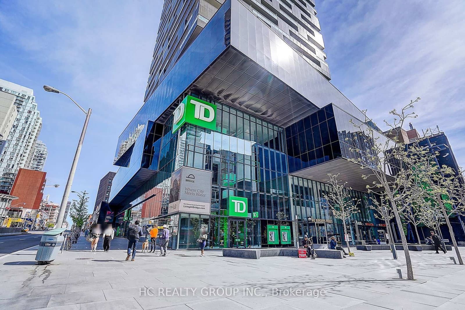 #2904 - 8 Eglinton Avenue E