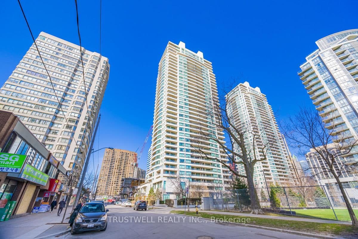 #Ph107 - 18 Spring Garden Avenue