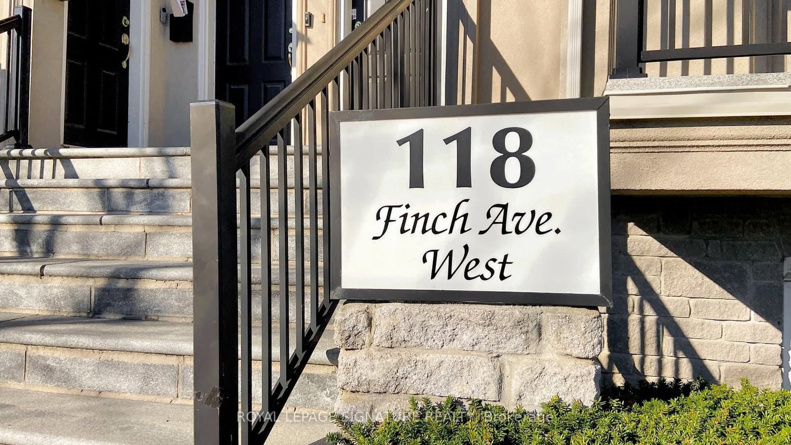 118 Finch Avenue W, Unit TH5