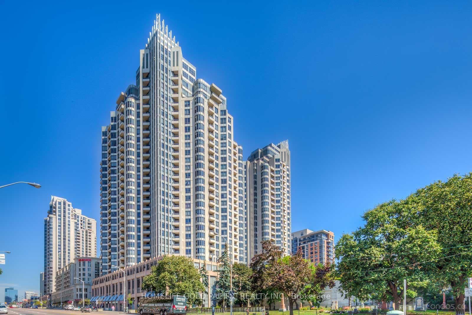 #314 - 5 Northtown Way