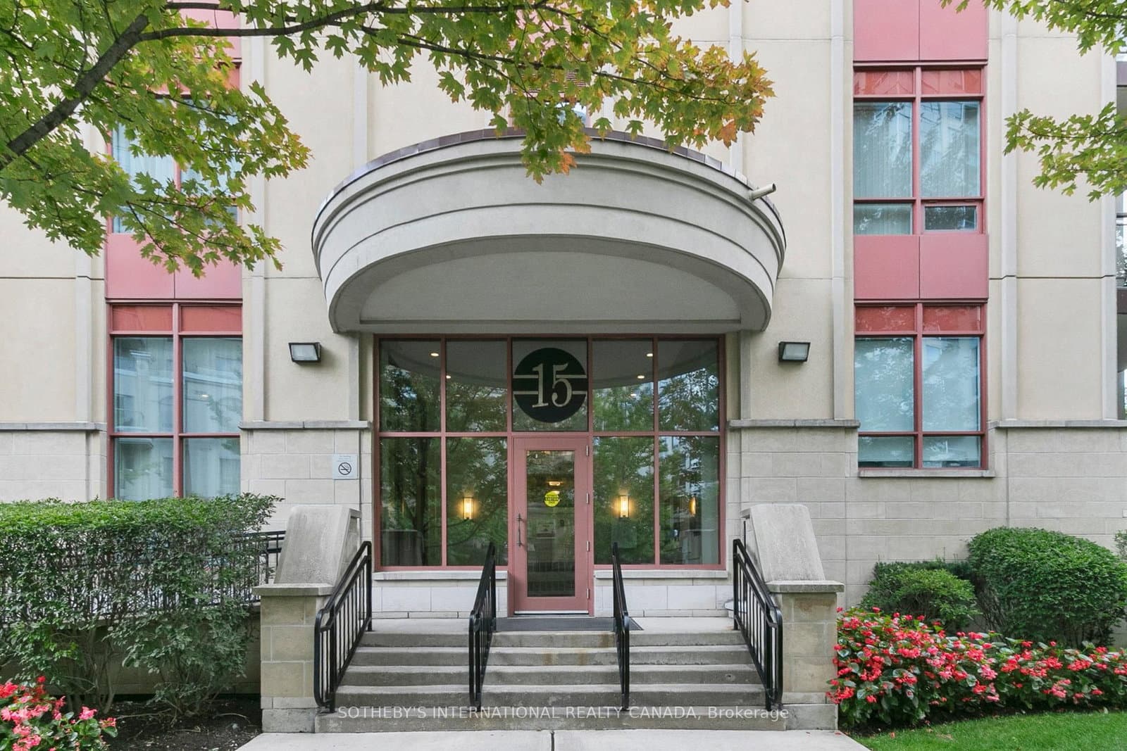 #102 - 15 Rean Drive
