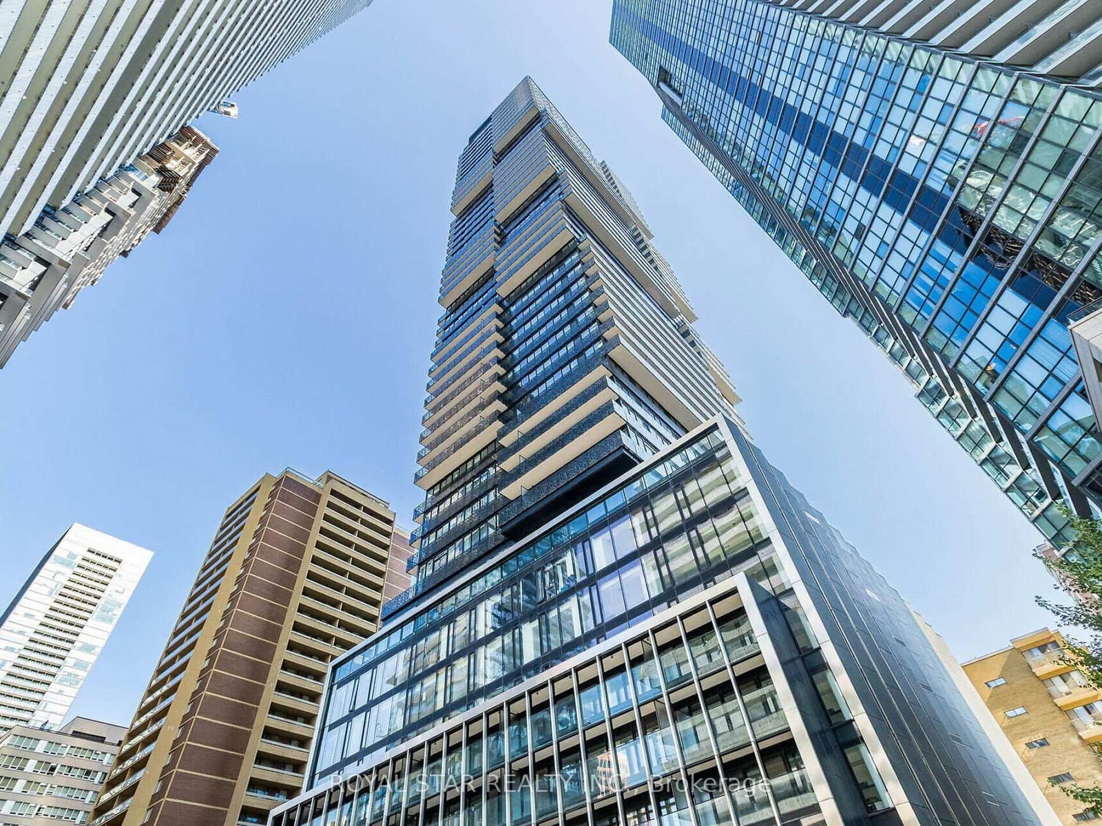 55 Charles Street E, Unit 2903