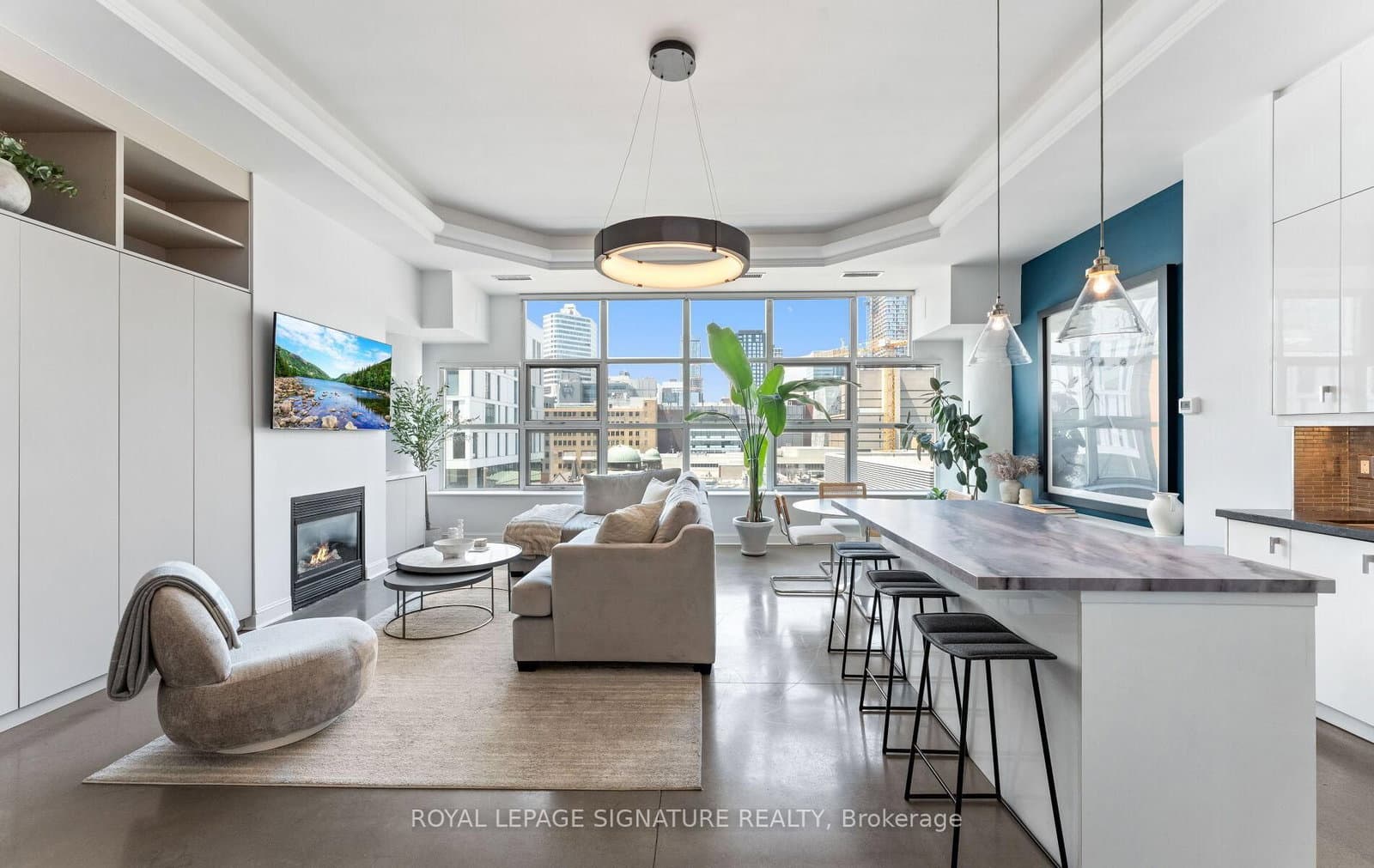 #608 - 155 Dalhousie Street
