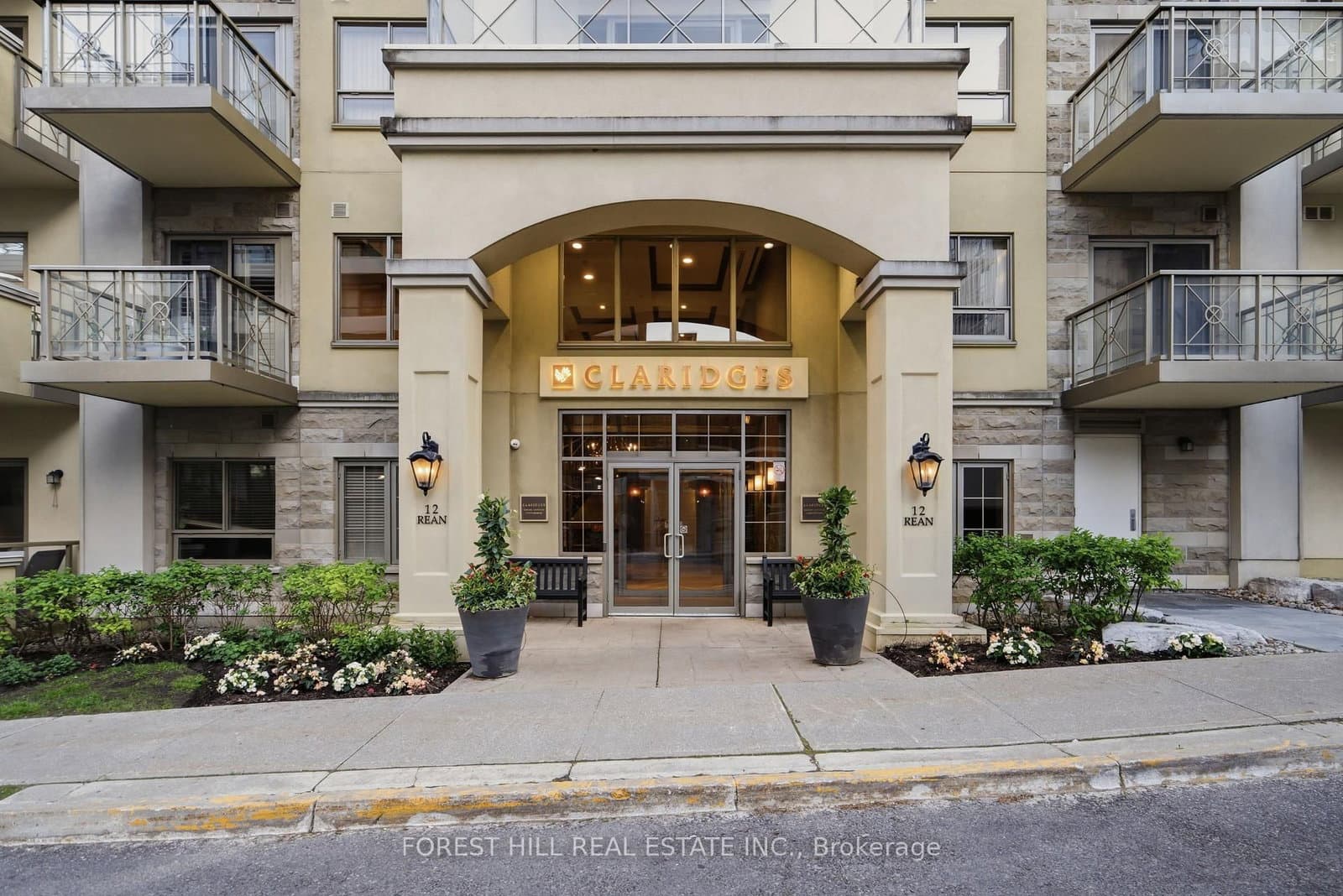 #211 - 12 Rean Drive