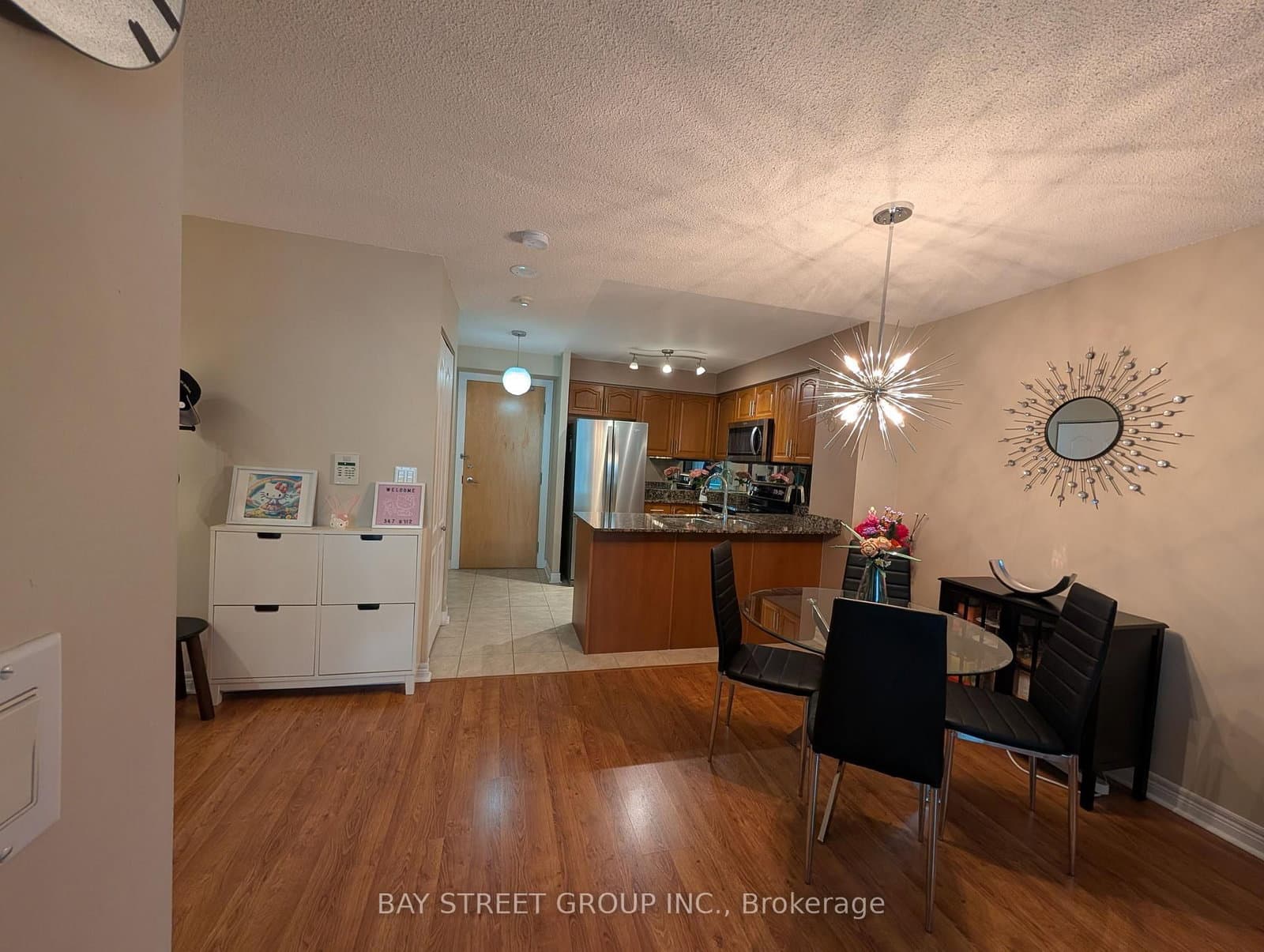 #505 - 212 Eglinton Avenue E