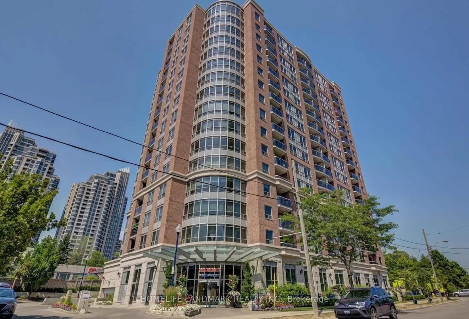#802 - 8 McKee Avenue