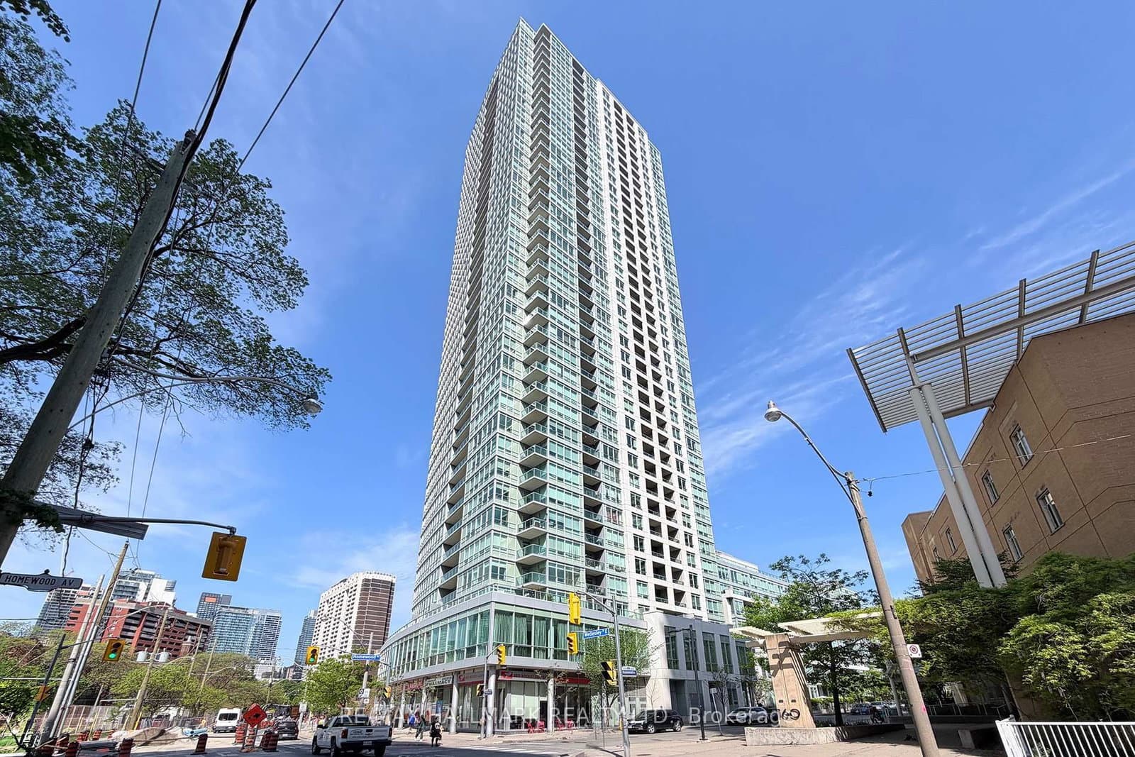 #2310 - 120 Homewood Avenue