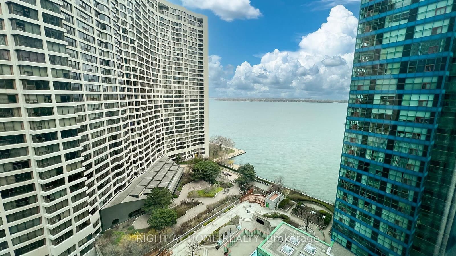 #2306 - 77 Harbour Square