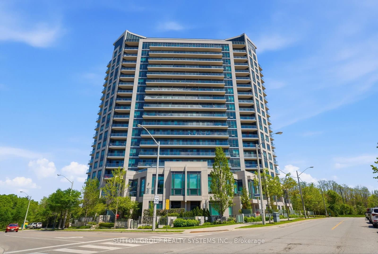 #416 - 160 Vanderhoof Avenue