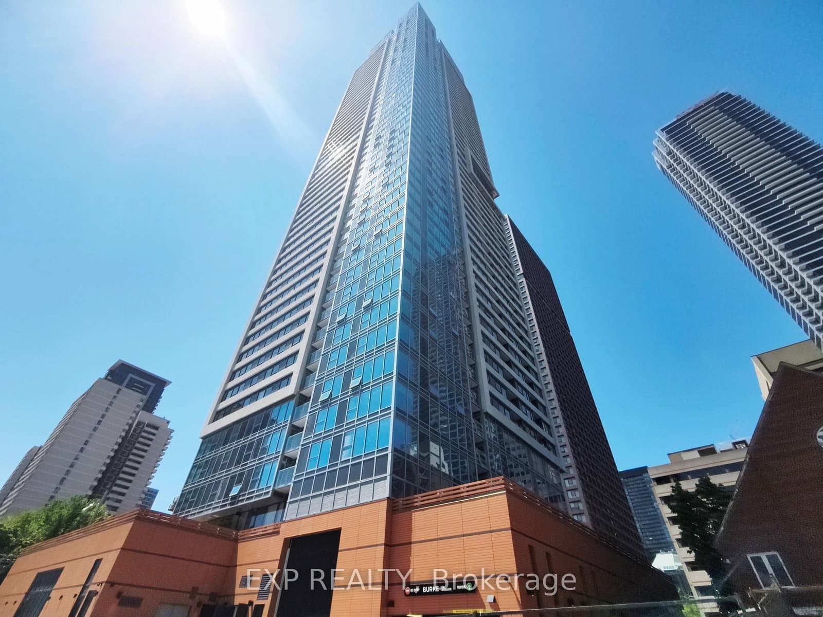 #1405 - 609 Sherbourne Street