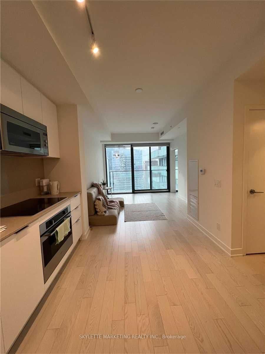 #3607 - 20 Lombard Street