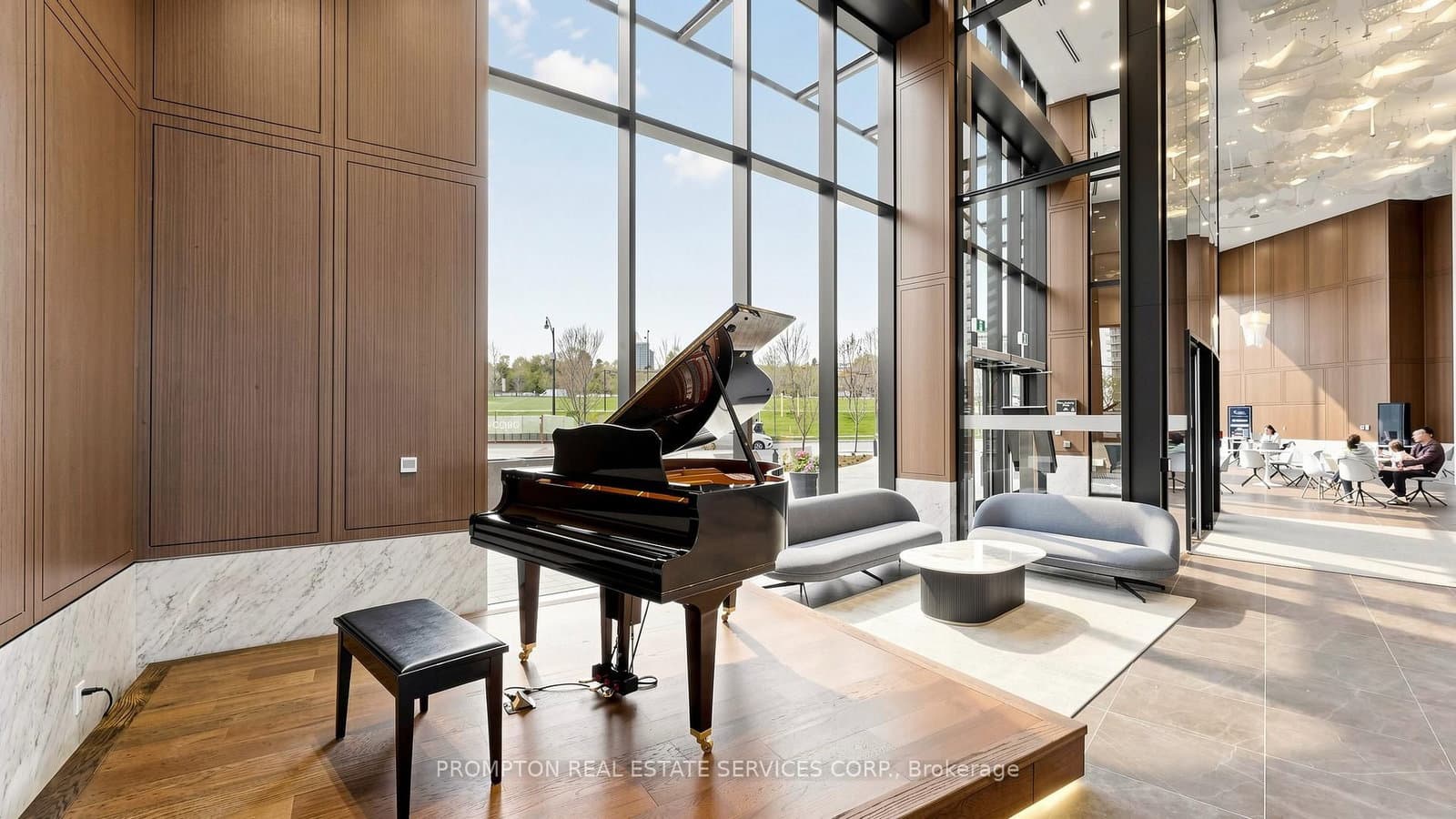 68 Esther Shiner Boulevard, Unit 2015