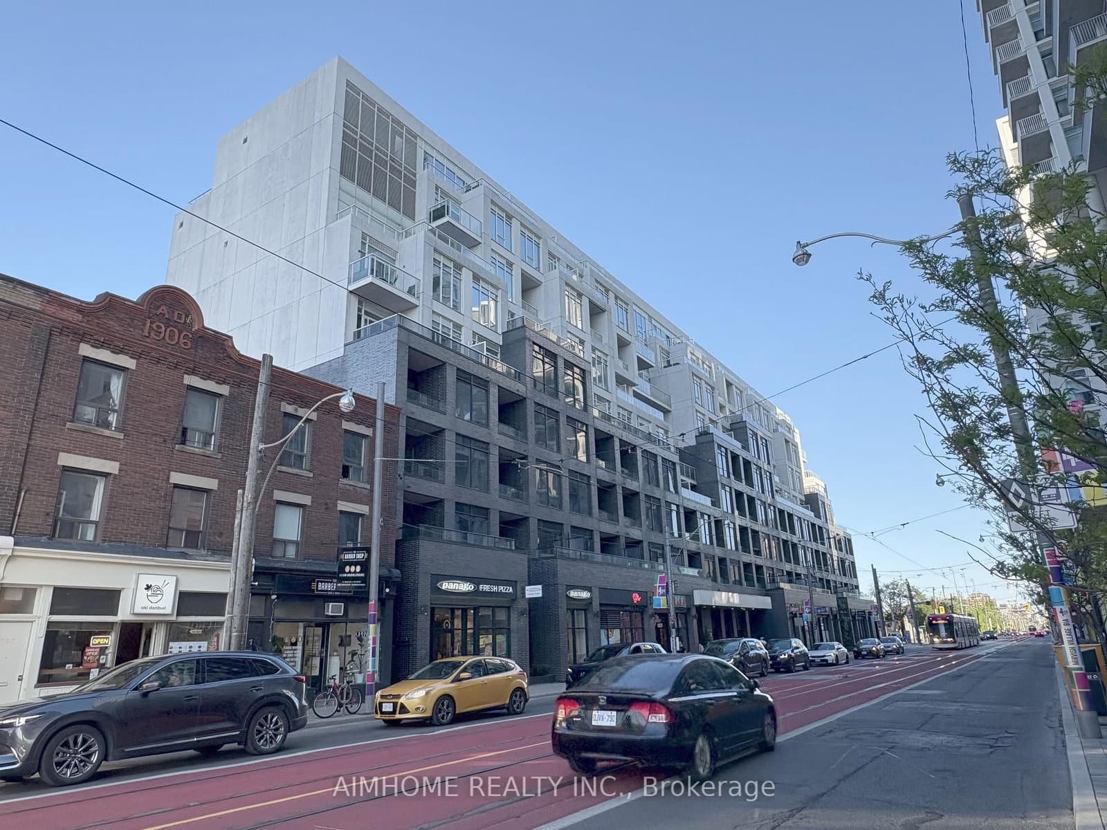#621 - 783 Bathurst Street