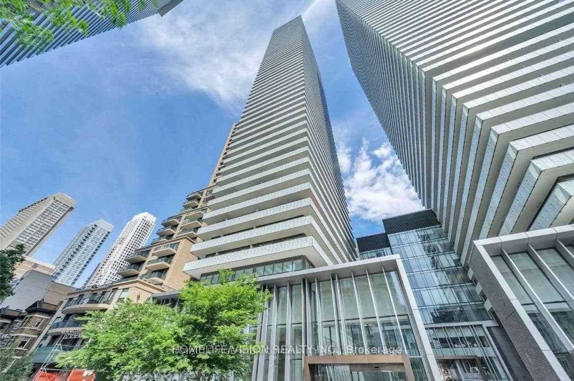#4207 - 42 Charles Street E