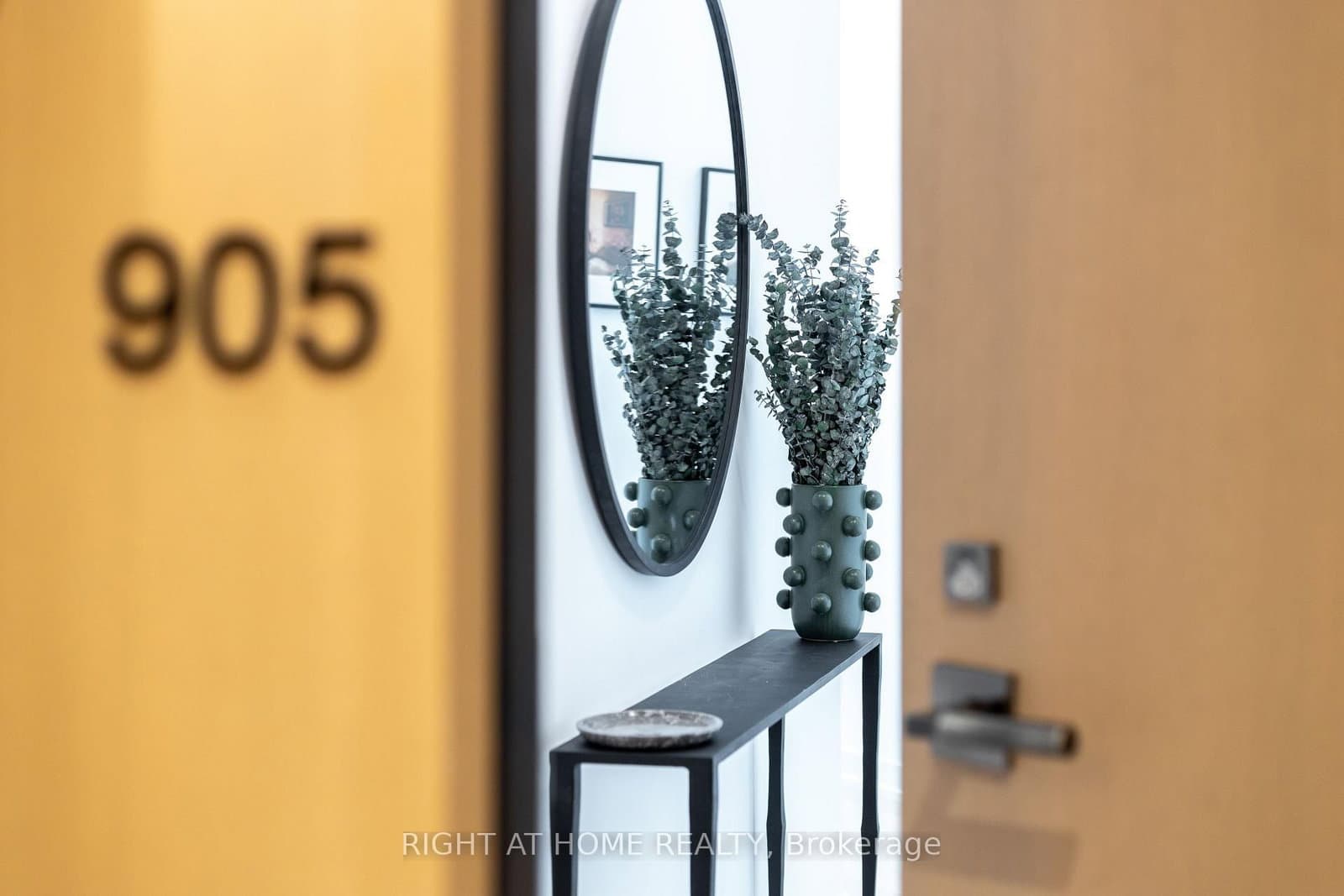 #905 - 200 Sudbury Street