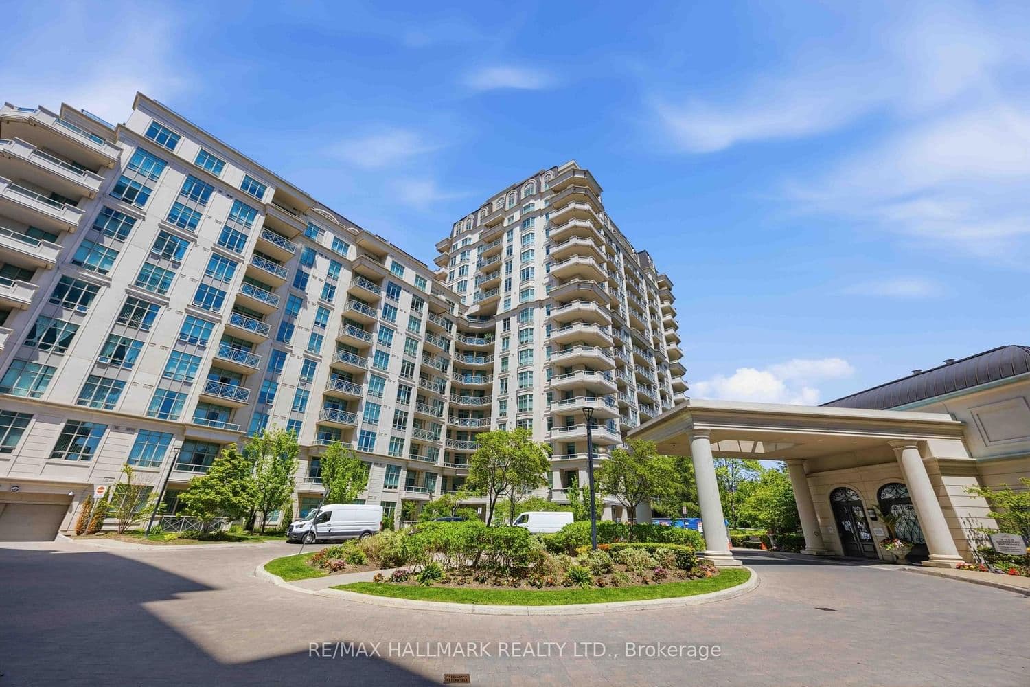 #1807 - 10 Bloorview Place