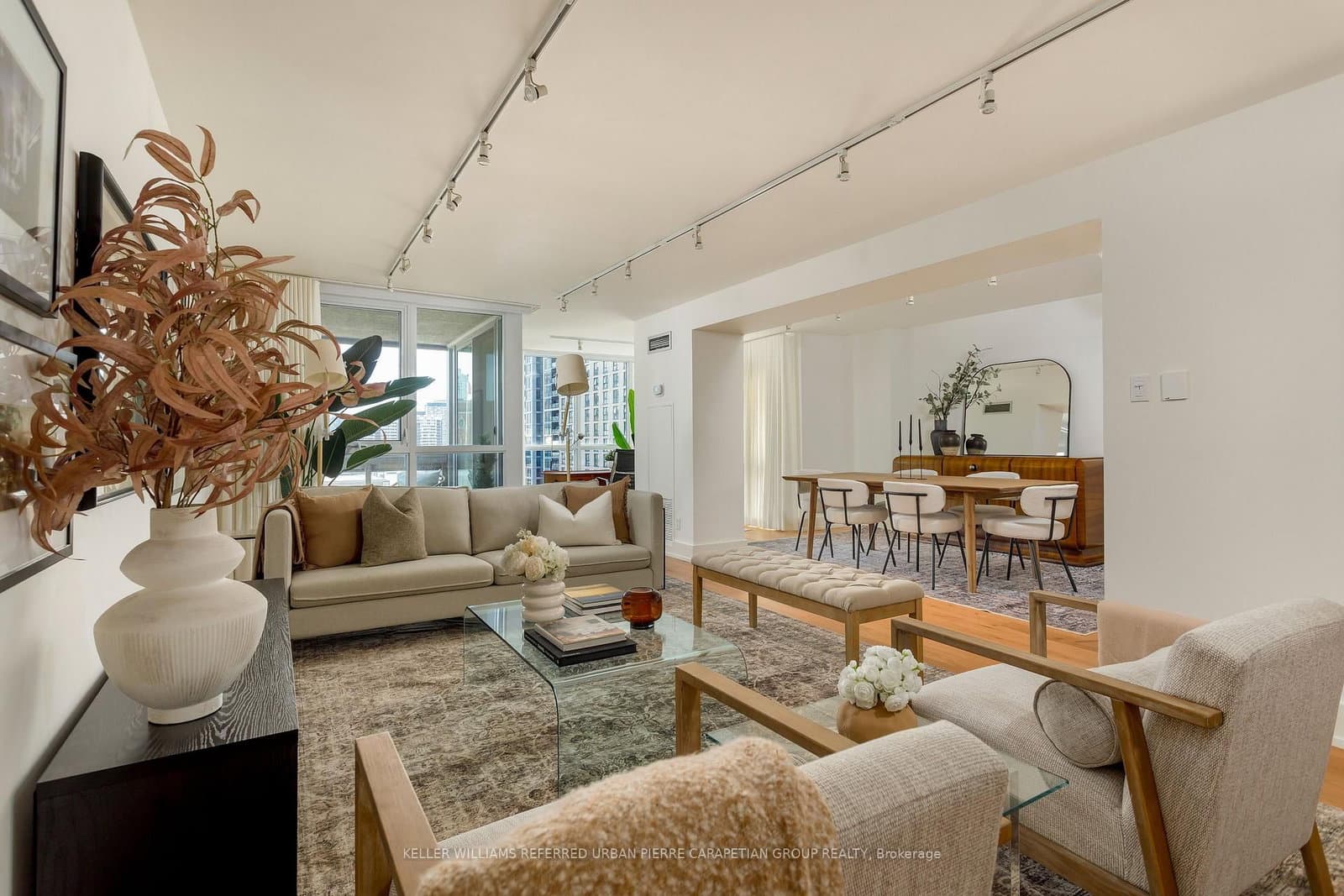 #1806 - 278 Bloor Street E