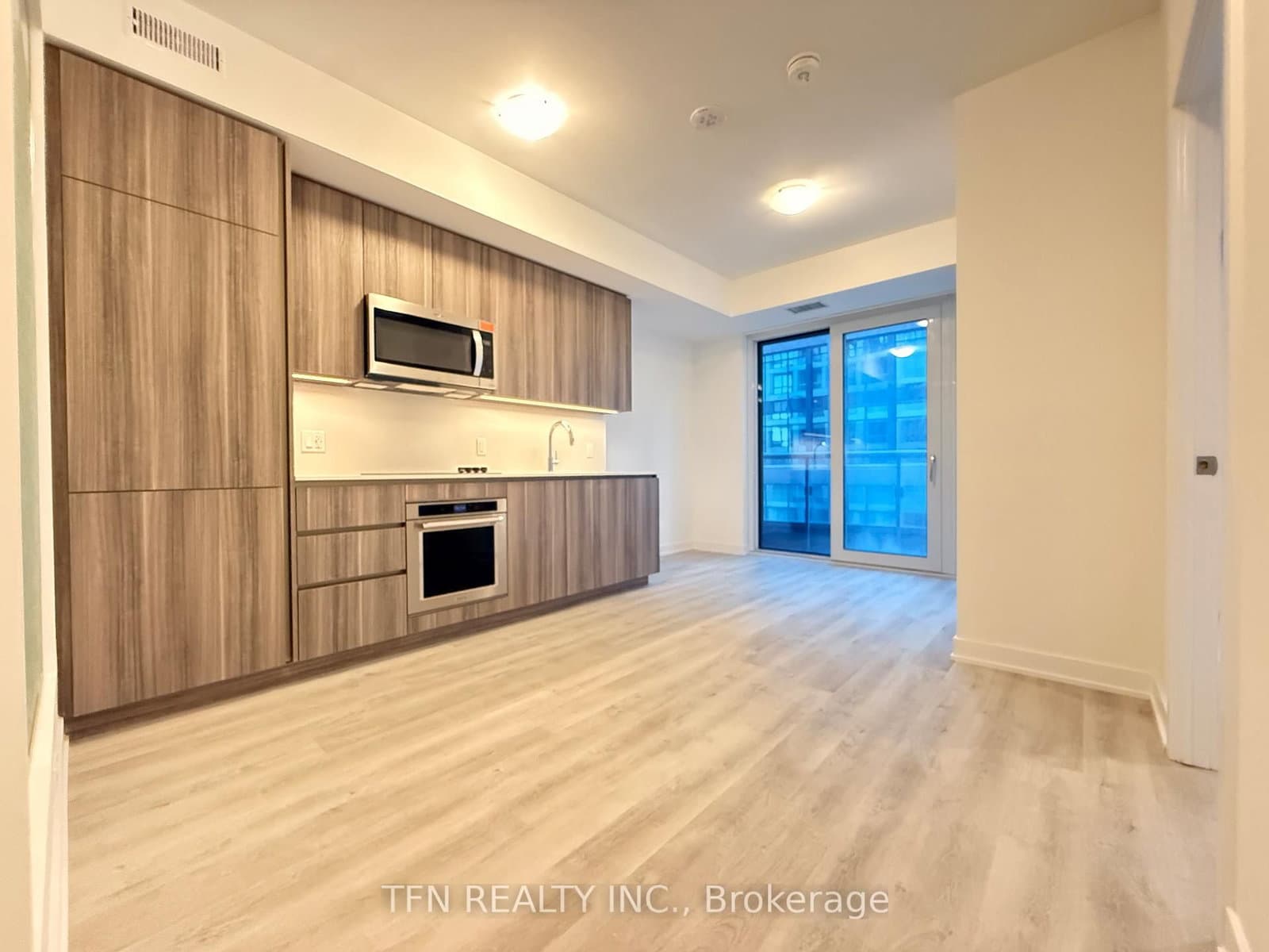 15 Richardson Street, Unit 727