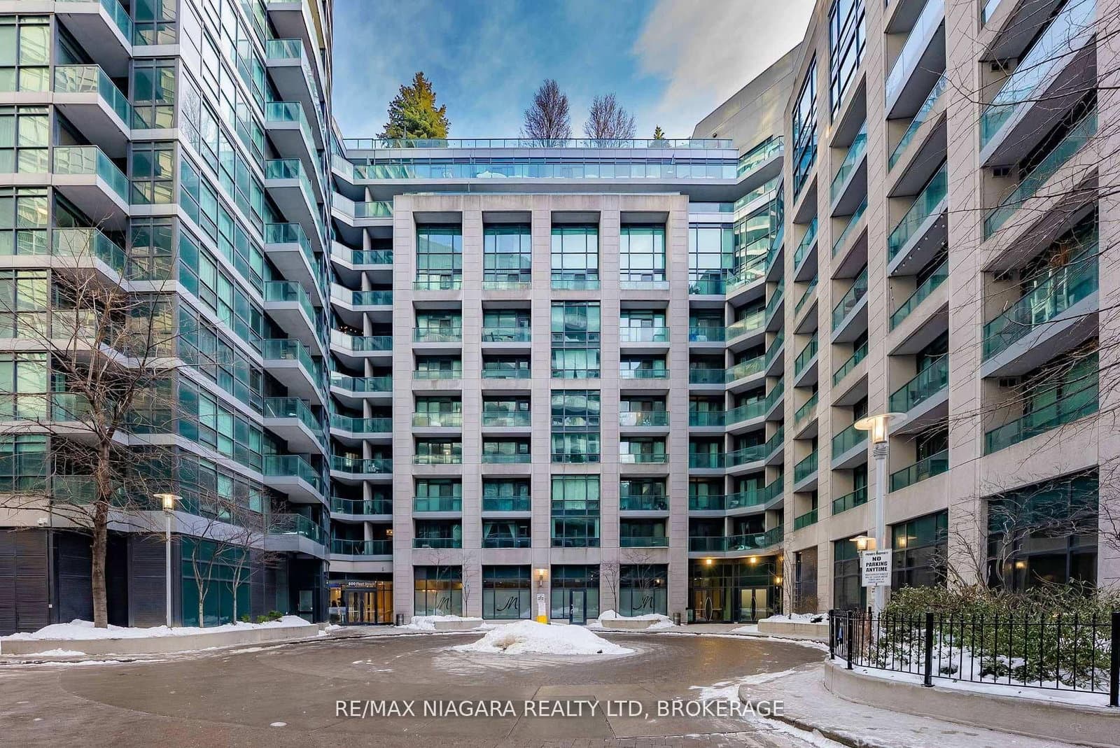 #1601 - 600 Fleet Street