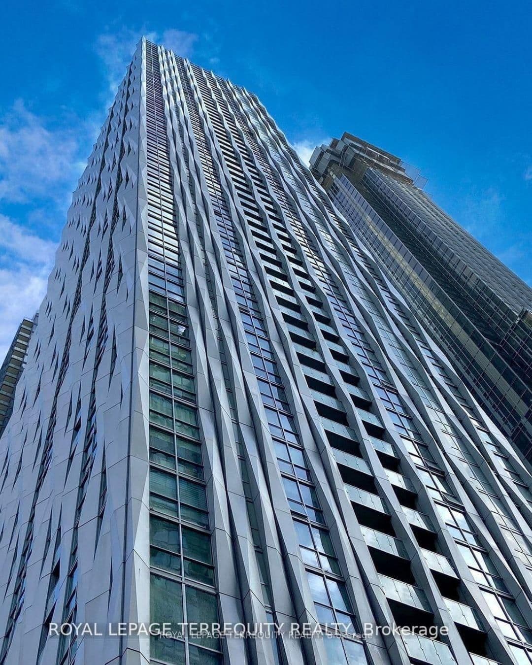 #4202 - 1 Yorkville Avenue