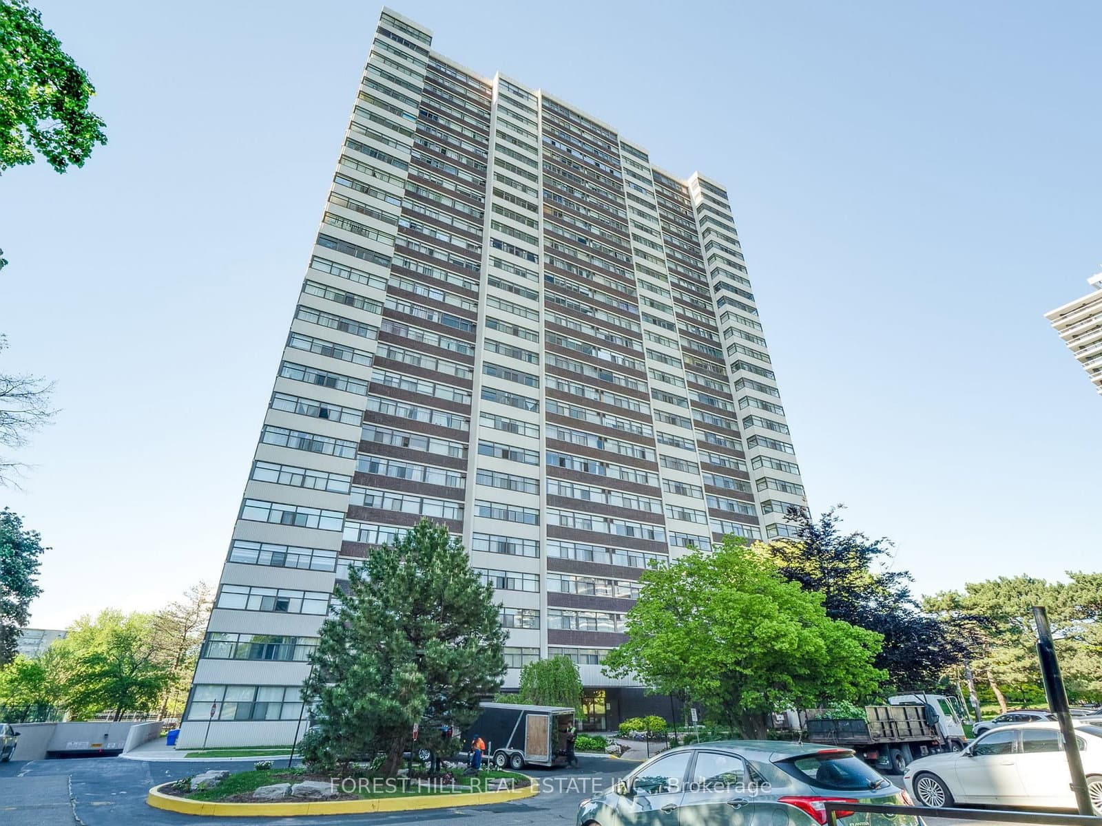 #1706 - 100 Antibes Drive