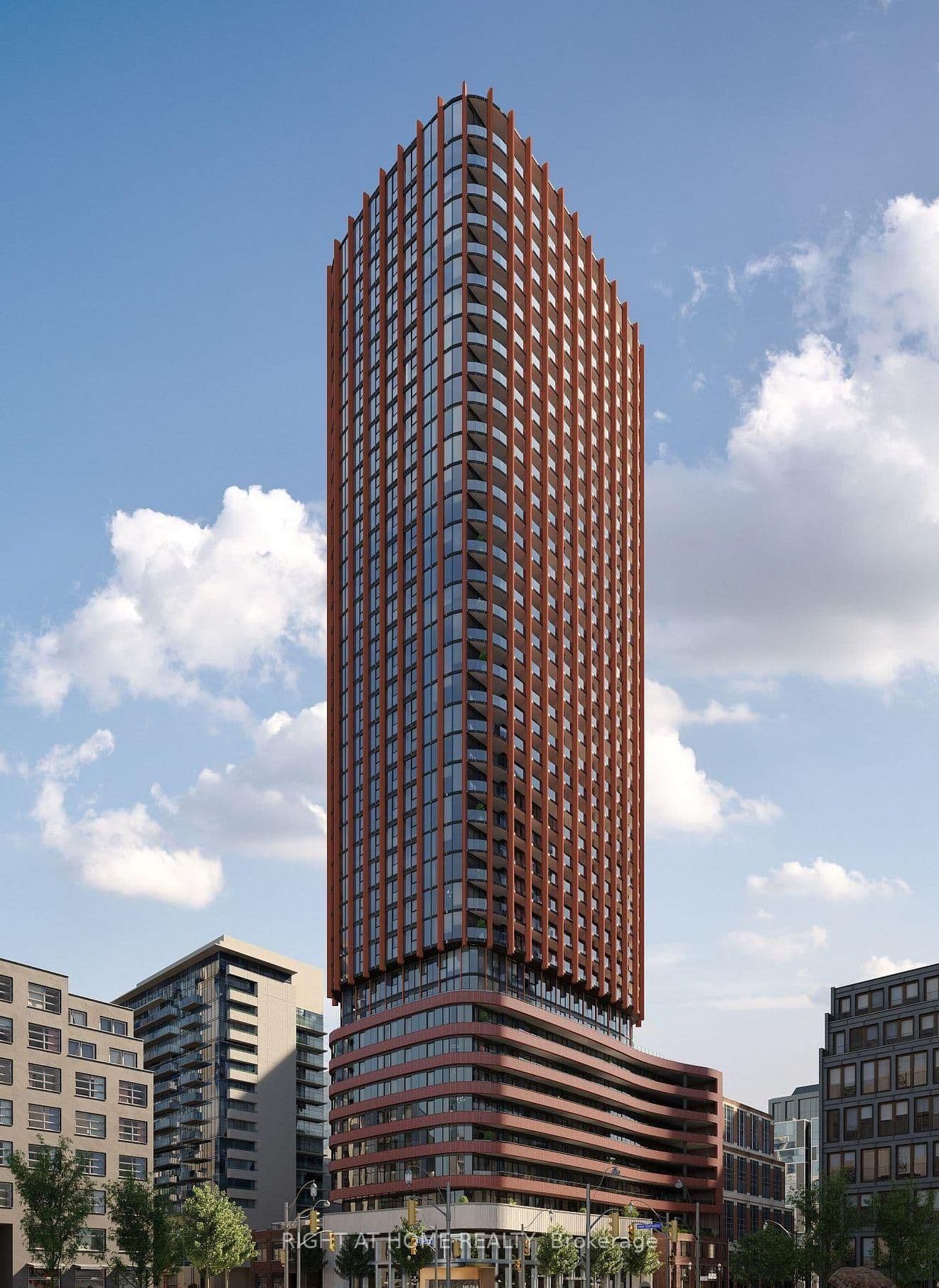 #1011 - 180 Front Street E