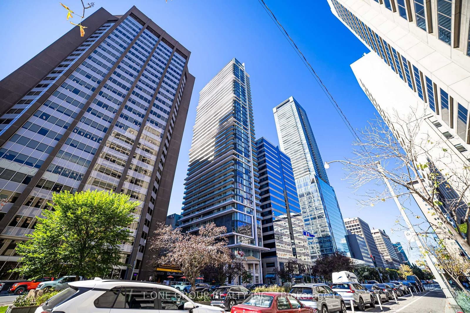 #1705 - 426 University Avenue