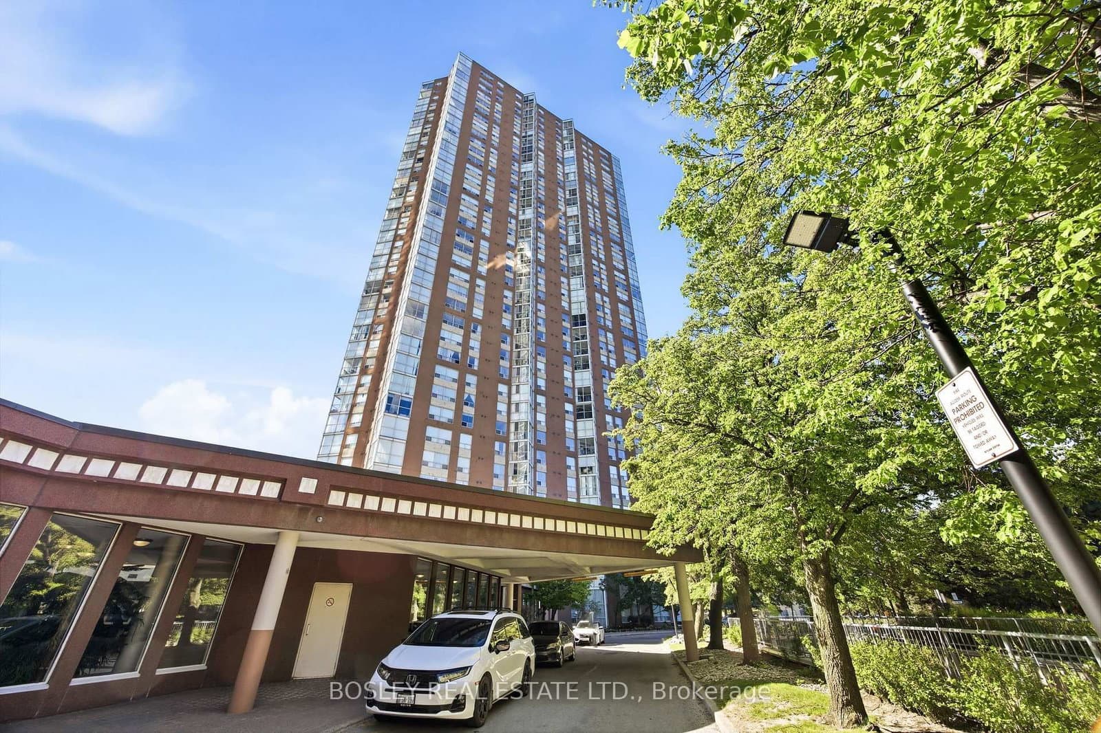 #611 - 5 Concorde Place