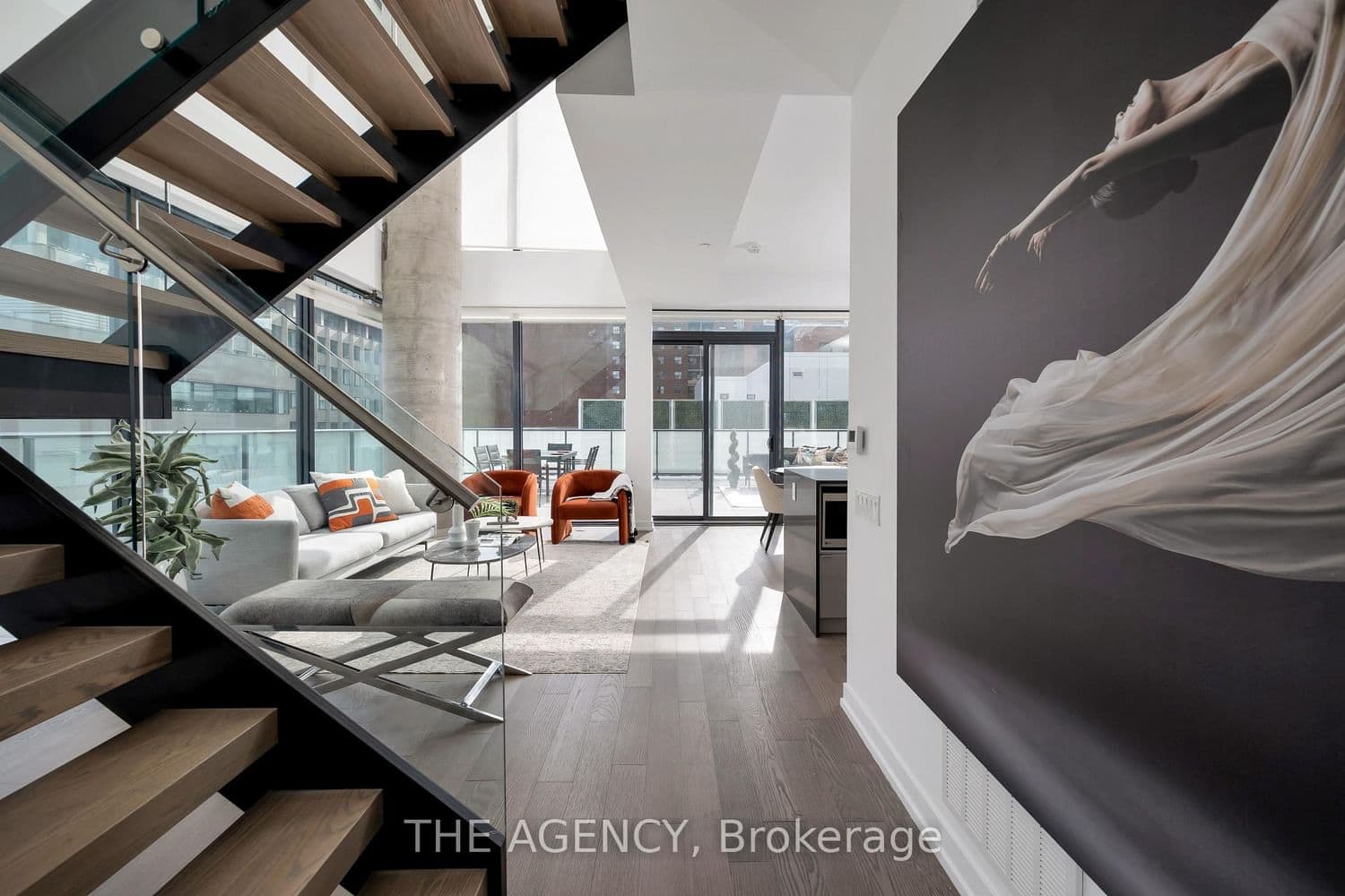 #804 - 161 Roehampton Avenue