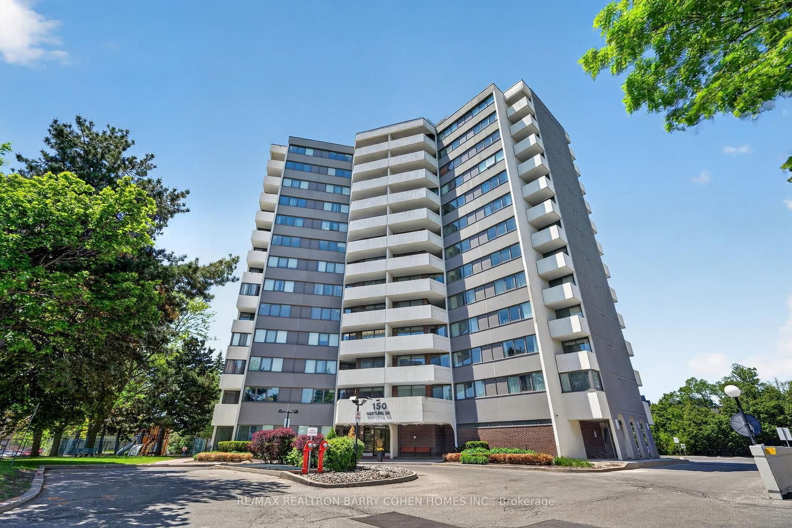 #304 - 150 Neptune Drive
