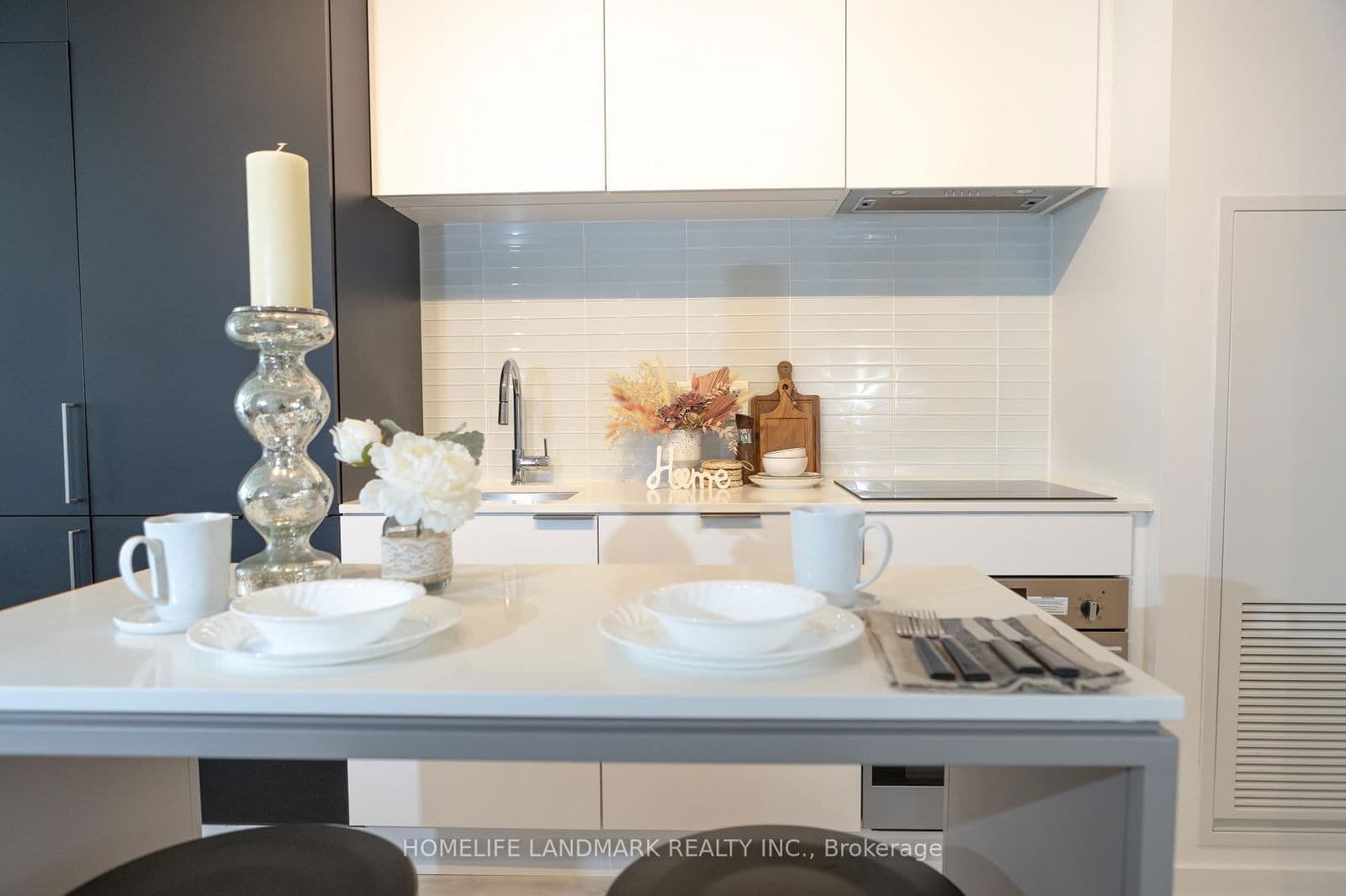 33 Helendale Avenue, Unit 1003