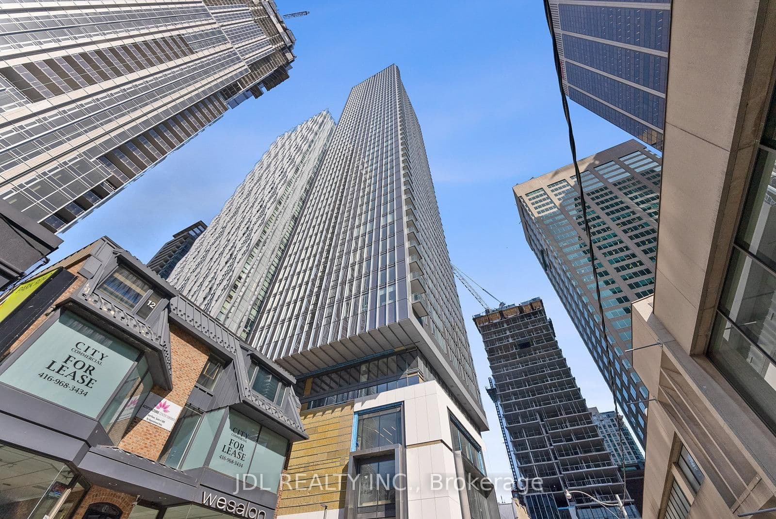 8 Cumberland Street, Unit 2305