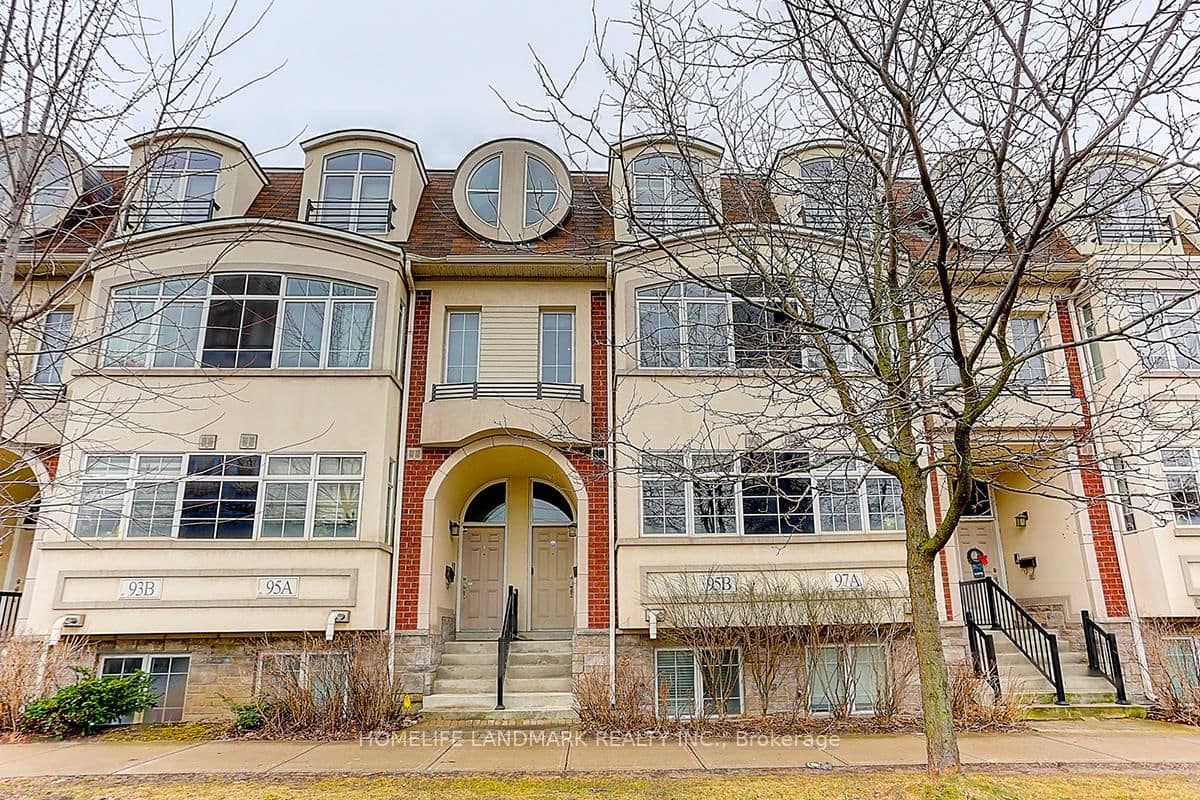 95B Finch Avenue W