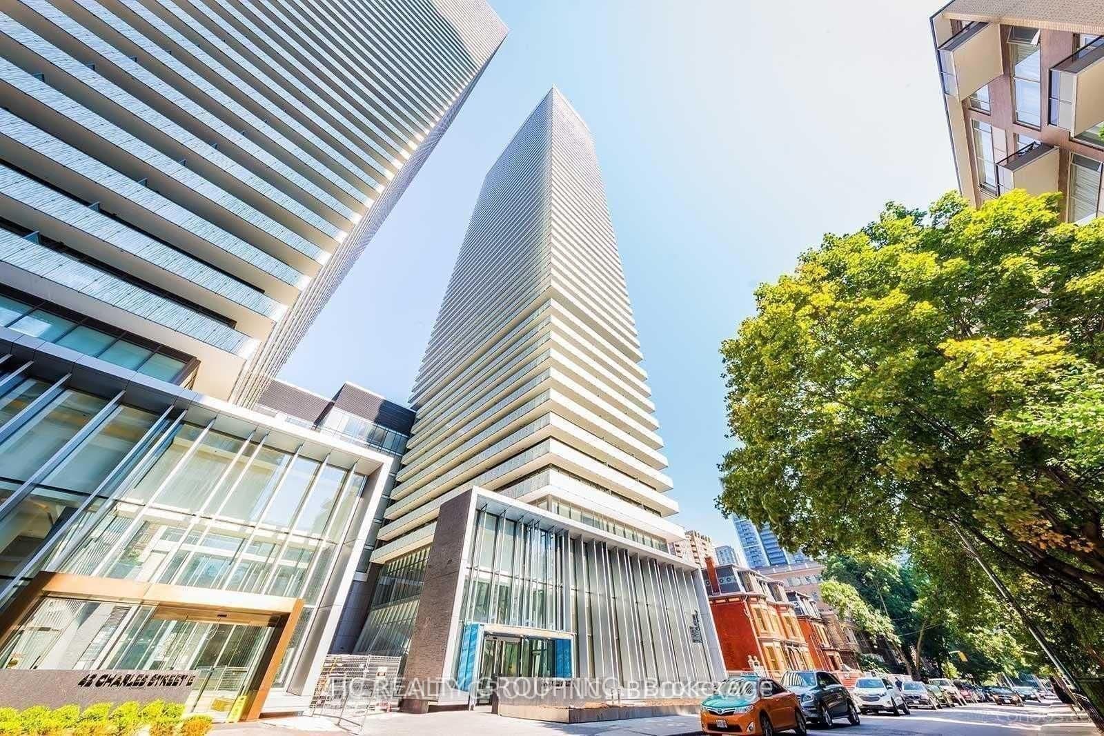 50 Charles Street E, Unit 3712