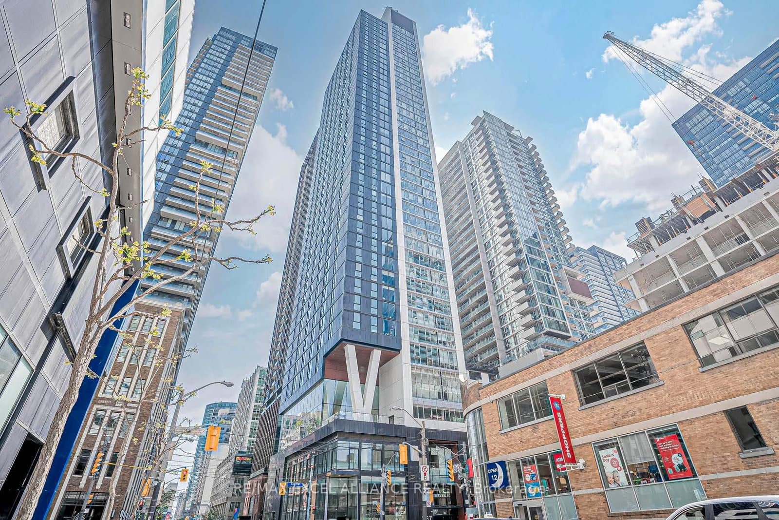 357 King Street W, Unit 506