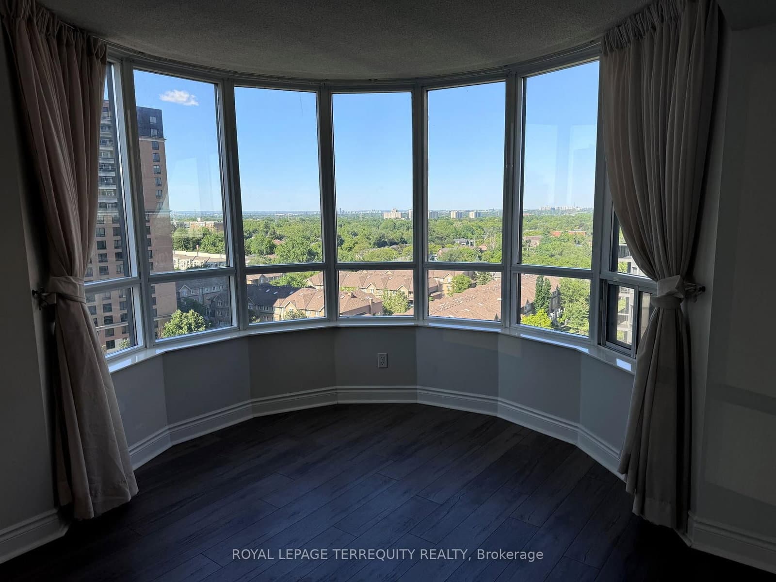15 Northtown Way, Unit 1419