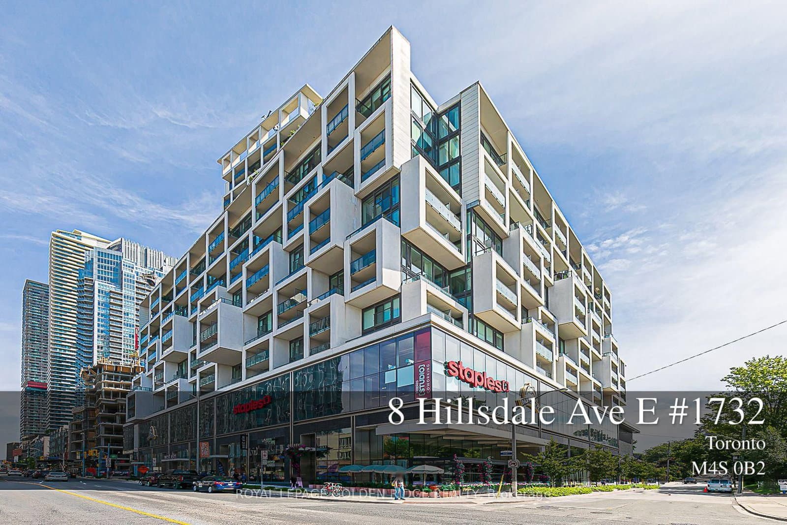 8 Hillsdale Avenue E, Unit 1732