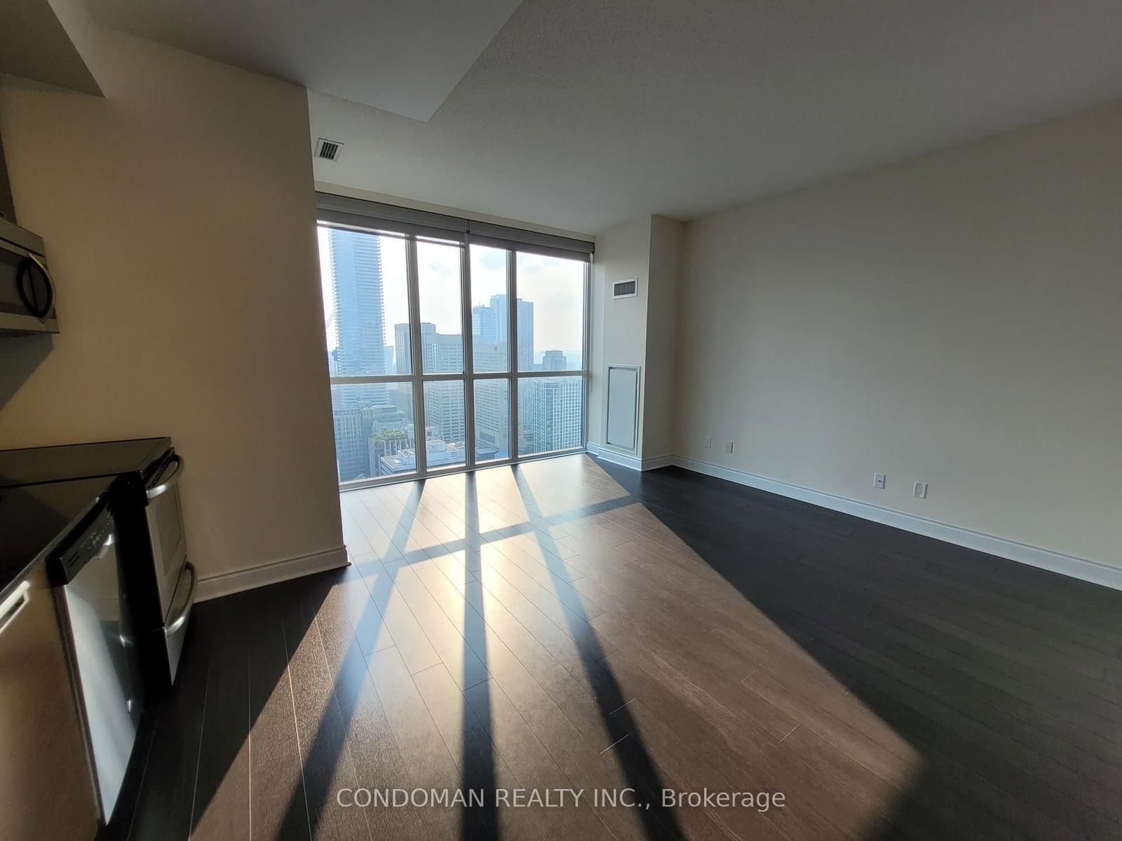 28 Ted Rogers Way, Unit Ph4
