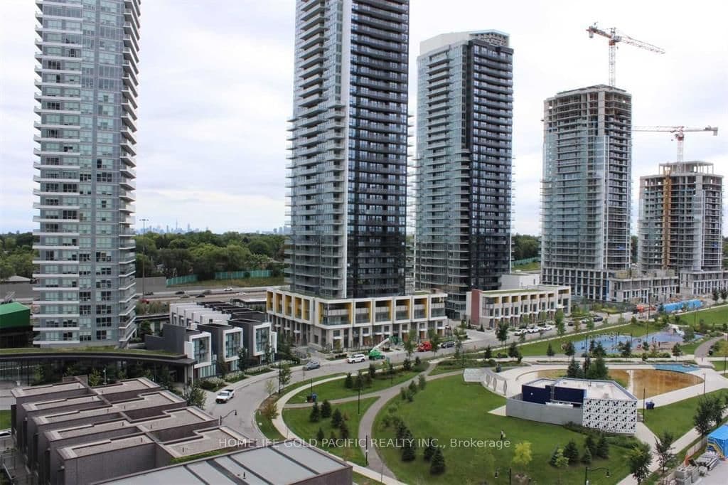 72 Esther Shiner Boulevard, Unit 1215